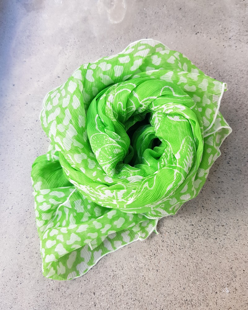 蠟染圍巾︱理性與感性-亮綠